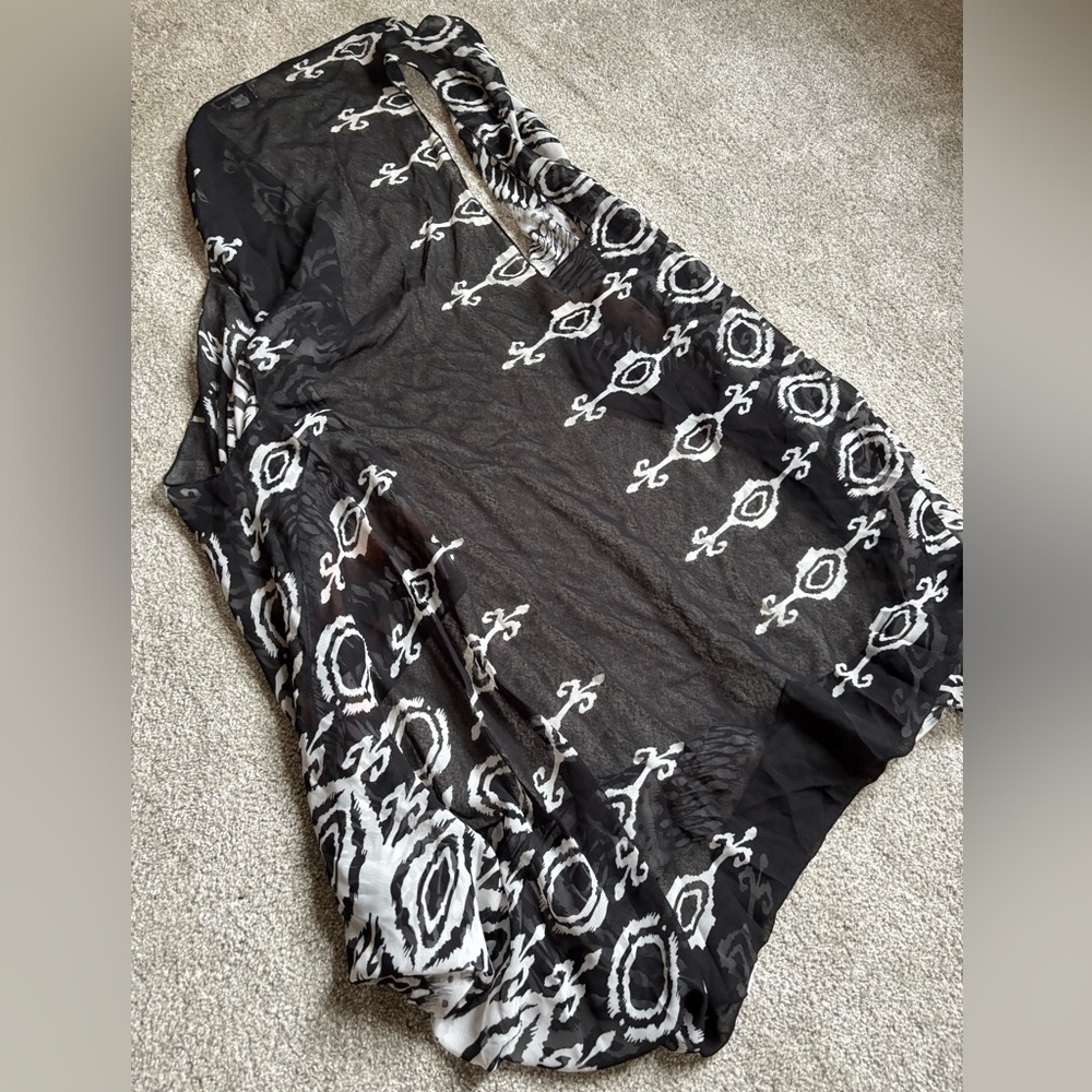 Patterned Shawl - Picture 7 of 7